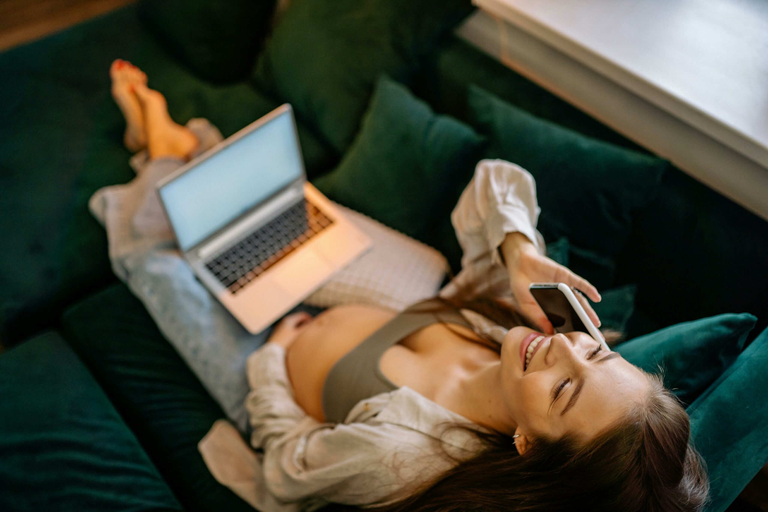 Yoga en Ligne Moment de Détente pour Mamans avec Bébé